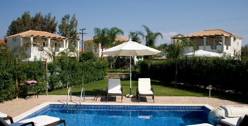 Mamfredas Luxury Resort Plánosz Kültér fotó